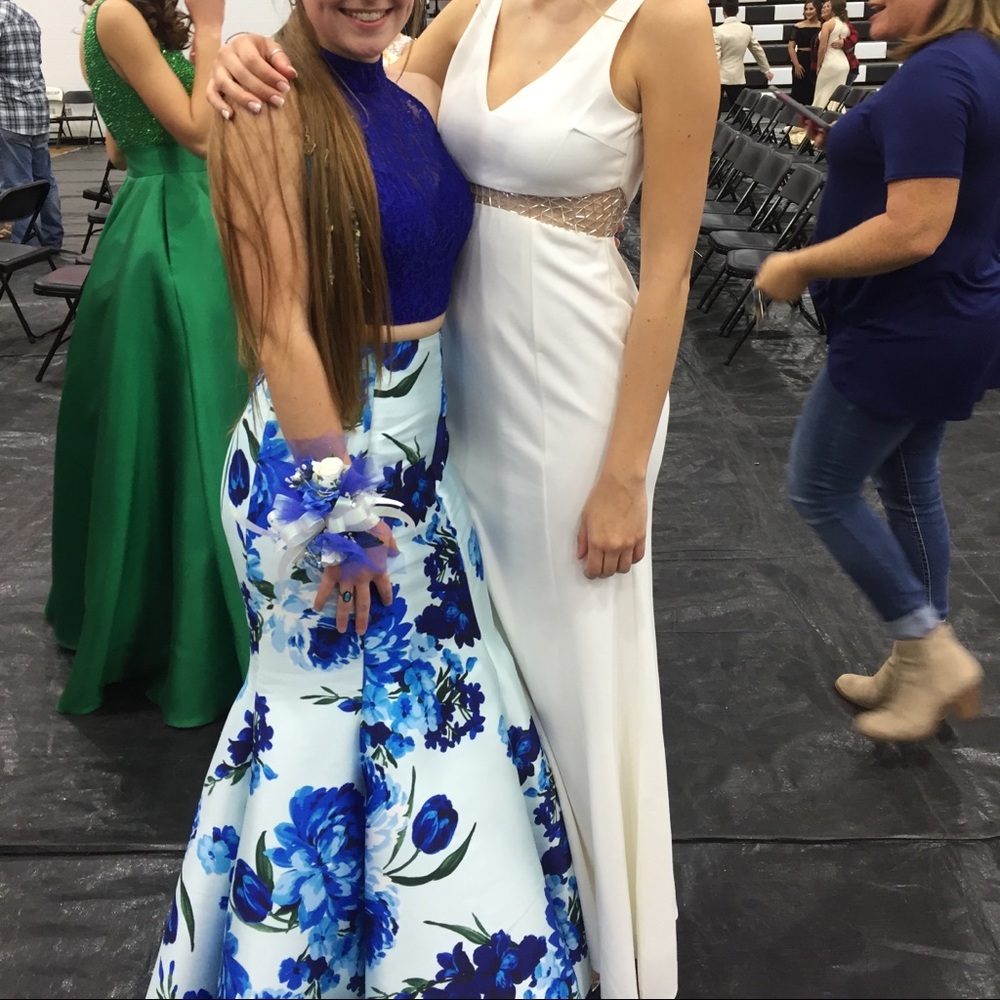 Prom dress